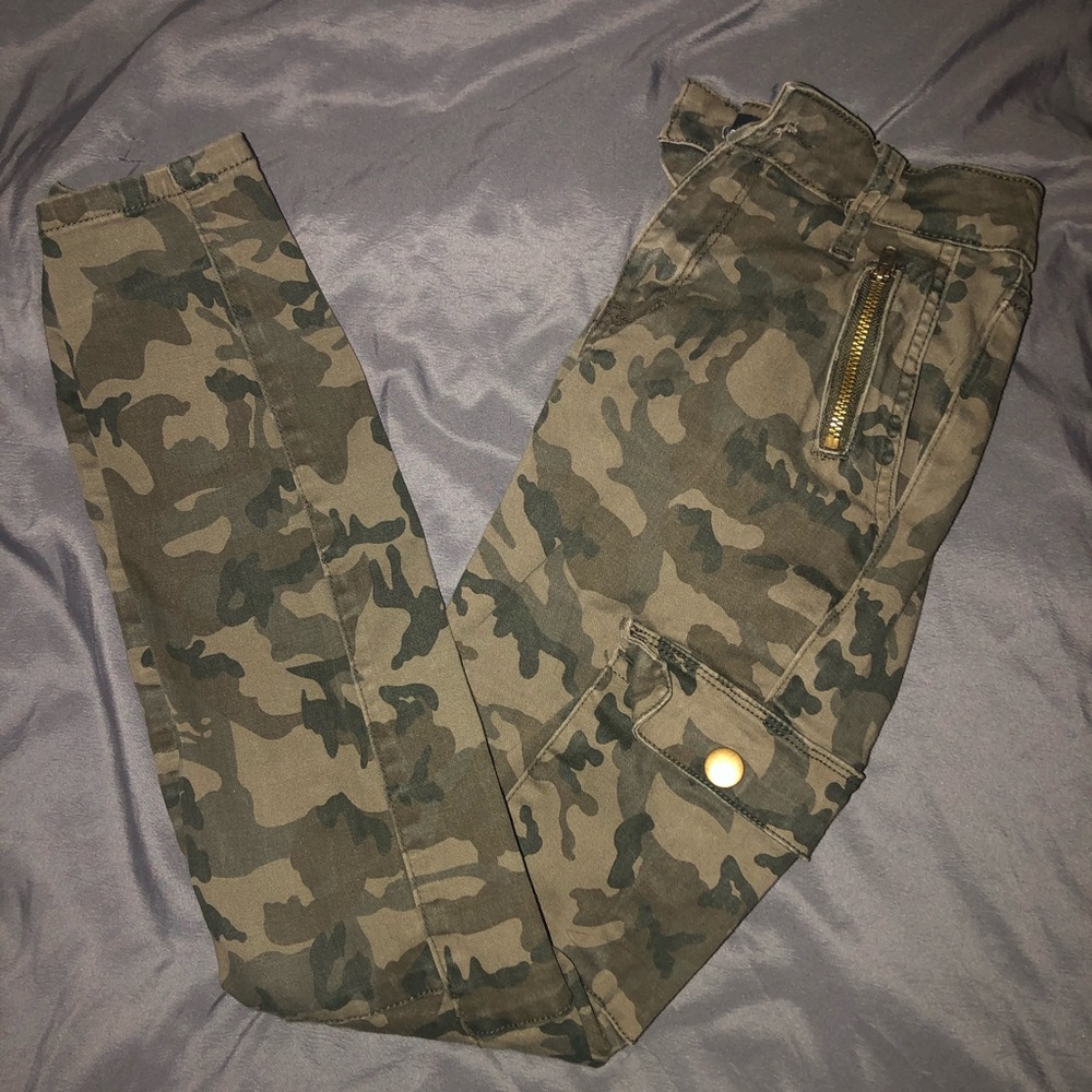 camo skinny pants